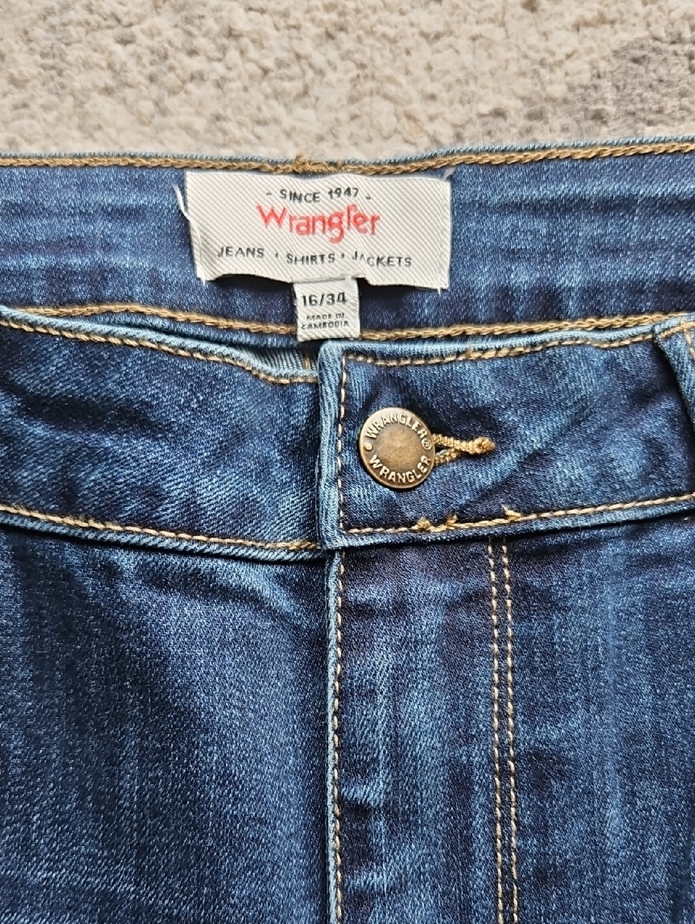 NEW! Wrangler Dark Blue Wash High Rise Bootcut Jeans Multiple Sizes - Picture 11 of 14
